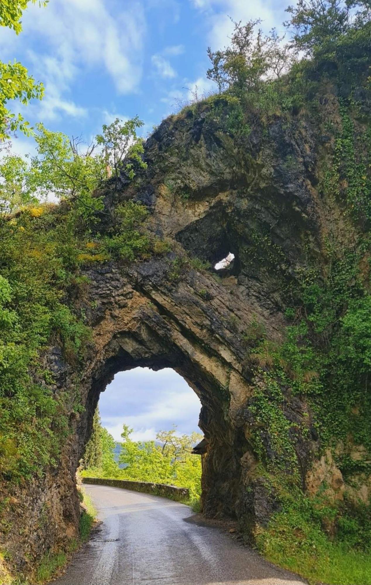 Chambre Aux Gorges De Daluis กียูมส์ ภายนอก รูปภาพ